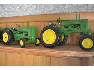 Property photo 123 - EQUIPMENT & PERSONAL PROPERTY AUCTION